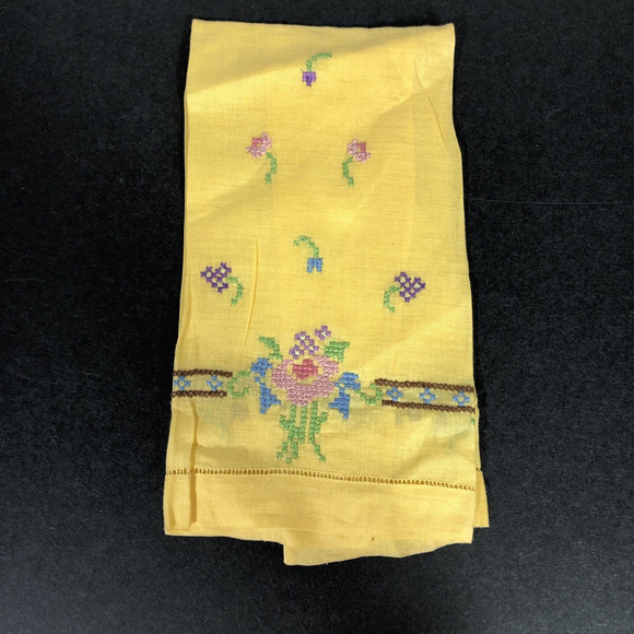Vintage Tea Towel Yellow Cross Stitch Flowers Retro Shabby Chic Small Embroidery - Picture 3 of 8